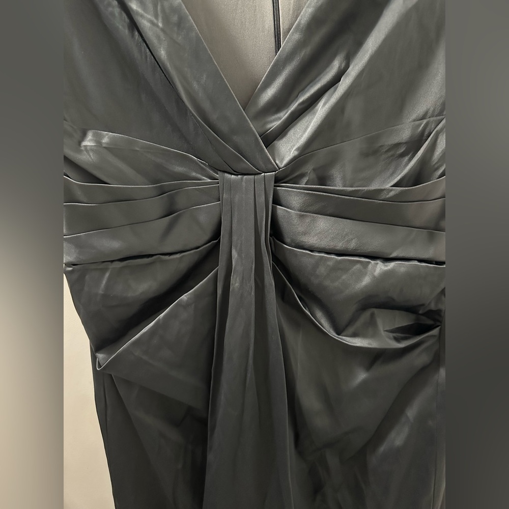 Le chateau midi dress